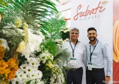 Subati flowers with Narendra Patel and Ravi Patel next to their mix of available flowers