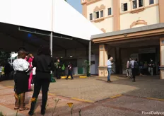 Entrance to the Visa Oshwal Centre