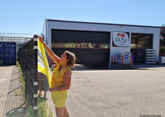 Final preparations at van Os plant nursery.