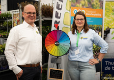 Mariëlle Gooijaers and André Hubregtse (Talentboom) celebrating Talentboom's 25th anniversary 