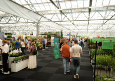 Many visitors during the first day of the fair