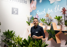 Tim Spruijt of Piet Vijverberg, almost every week they release a new phalaenopsis. 