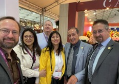 Boris Mantilla  (SB), Verónica Salazar (SB), Blanca Ortiz,  Gonzalo Luzuriaga  (SB), Alberto Batallas (SB),