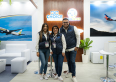 Choice cargo with Maria Isabel Real (middle) and team