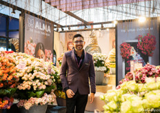 Fernando of The Elite Group absolutely loves the Alma Spray roses