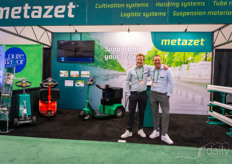 Remco Meewisse and Dennis van Gaalen, Metazet, showed the Second Skin at the fair: https://www.hortidaily.com/article/9665145/solution-for-gutter-hygiene-introduced-at-cgc-2024/ 