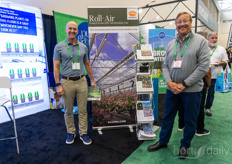 Evan Sharples and Jeff Warschauer show the greenhouses of Rovero / FGM