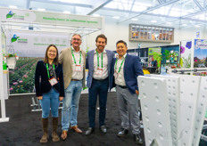 Junyi Xu, Peter Lexmond, Ryan Bento and Jonathan Wong Hinch, Meteor Systems, showed the new MS-150 at the show:https://www.hortidaily.com/article/9666554/nl-meteor-systems-introduces-new-ms-150/ 