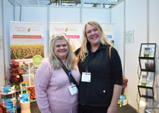 Jules Lewis-Gibson and Nita Robertson of Florists’ Review Media Group were also visiting the show.