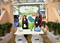 Mayerly Angel and Emma Pardo of FloridaVerde, a green foliage grower from Colombia. Ruscus and Cocculus is their main product. They were exhibiting at the IFTF for the first time to explore the European market.