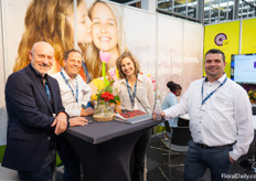 Jeroen van der Hulst, Emmeliek Brabander and Pieter van der Hulst with Flower Watch